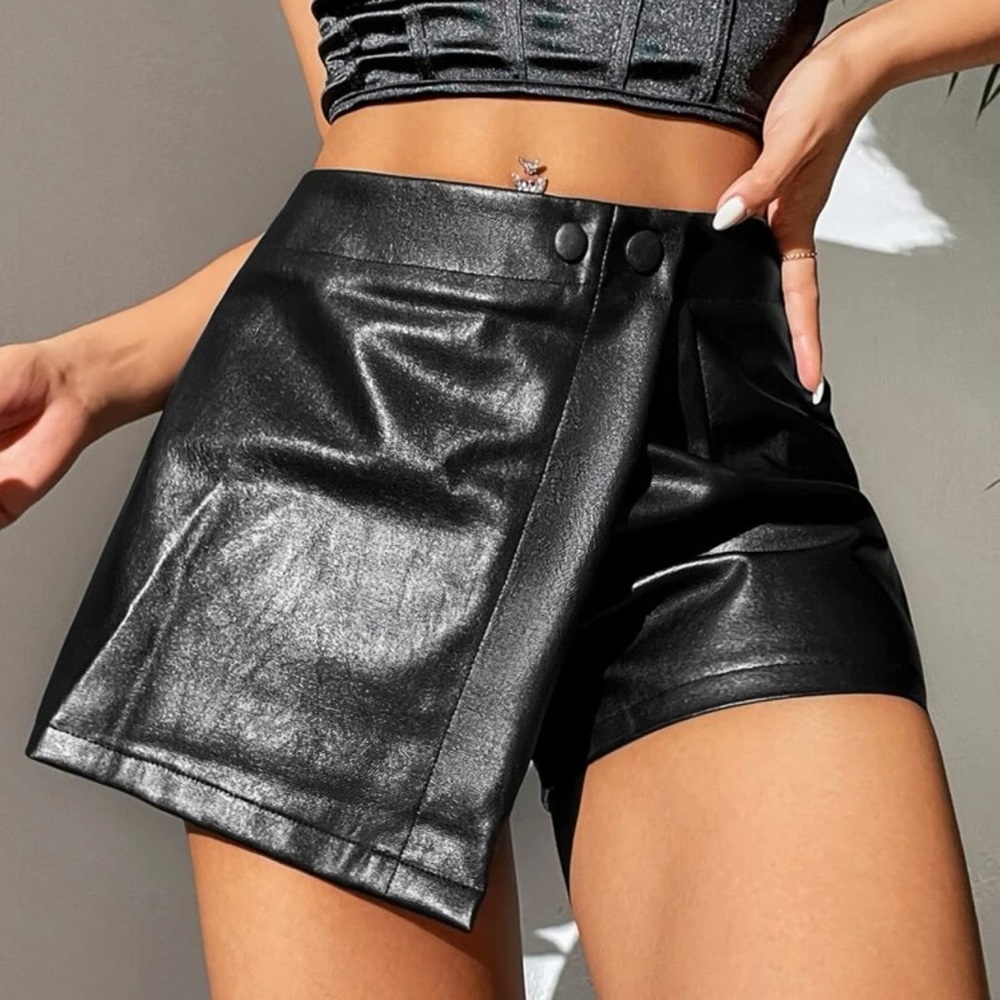 SHEIN X LOLITA & SOFIA wrap front PU leather skort, petite medium